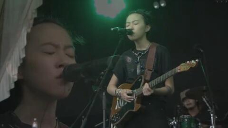 窦靖童被曝与宋妍霏同居网友热议神仙搭配跨次元